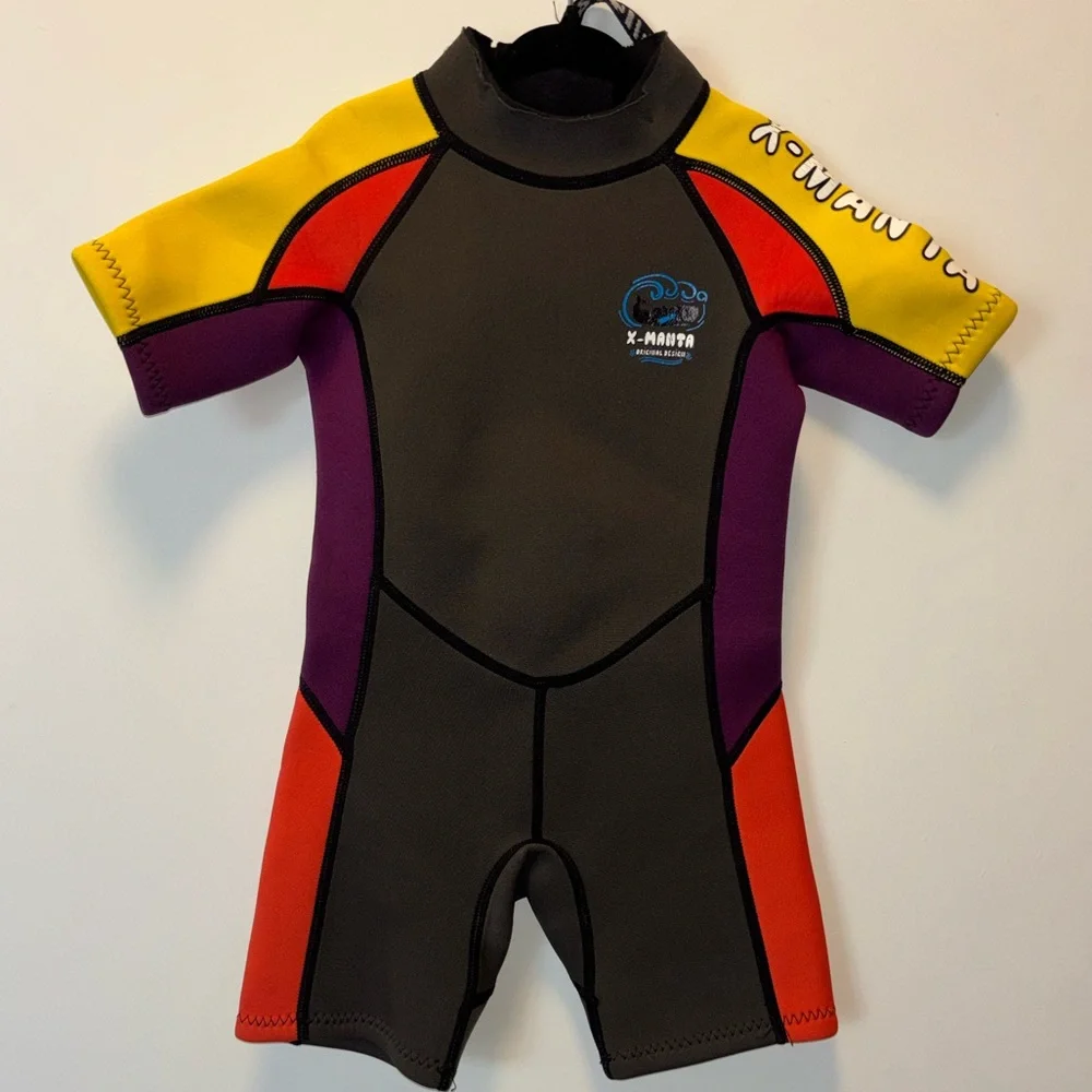 X-Manta Dive & Sail Wetsuit Kid Size Medium Short Sleeve Shorty Surf Swim